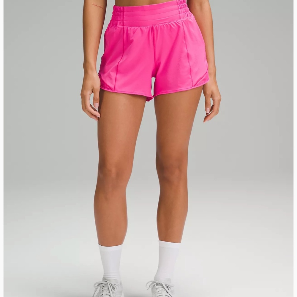 Lulu lemon hotty hot 4 inch shorts